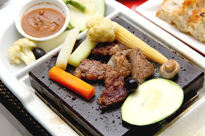 Stone Grill Dinning・Stone Grill Dinning