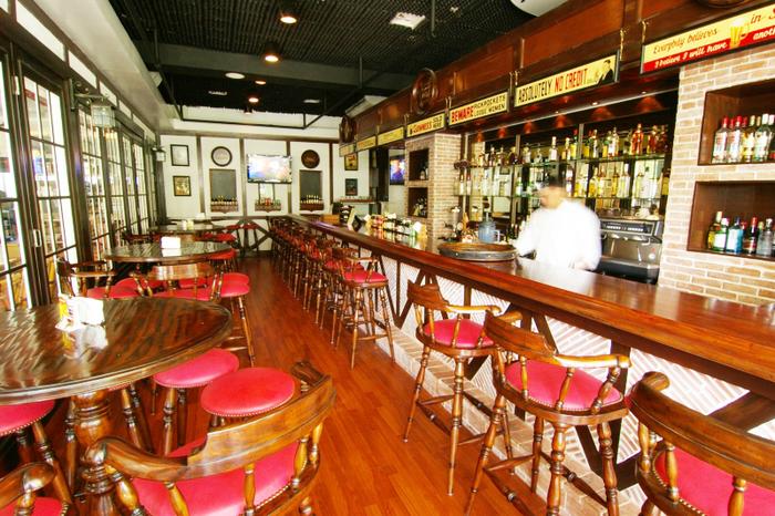 ザ　タップルーム　パブ・The Taproom Pub