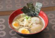 click to zoom image 濃高とんこつラーメン
チキン、ポーク、魚から作ったオリジナルスープのラーメンです。幸イチオシ
P250