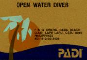世界最大のダイビング教育機関「PADI」のゴールドカード。
さあ、あなたもダイバーの仲間に♪