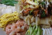 click to zoom image Yangjangpi 
シーフードと野菜たっぷり
