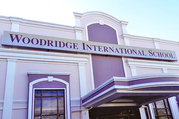 セブの学校　Woodridge International School