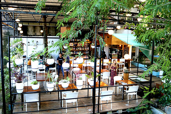 LaPlace Veranda1